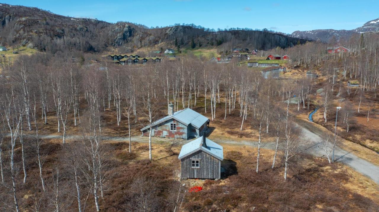 Unique Cabin Sikringsbua In Sirdal Tjorhom Exterior photo